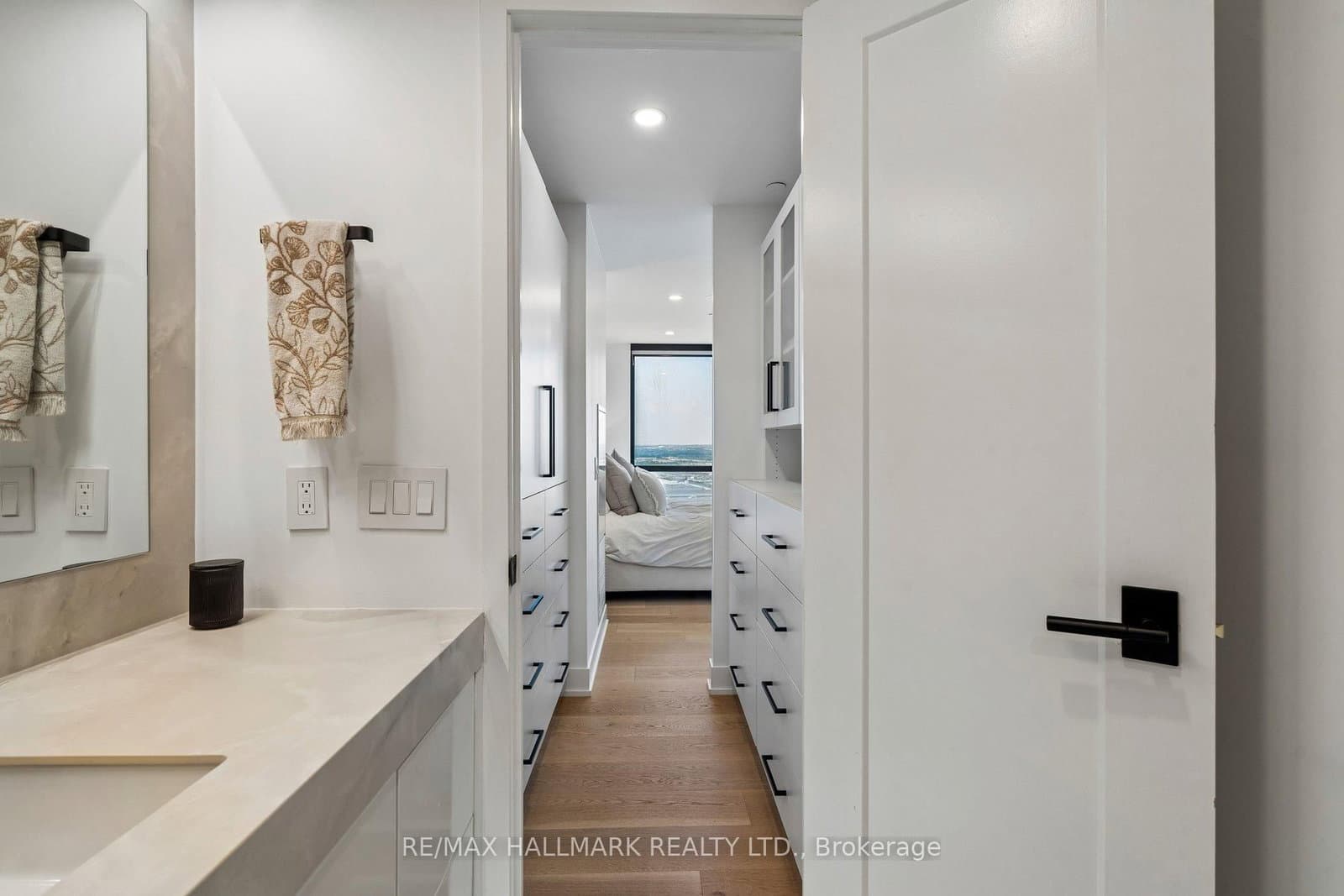 2908 Highway 7, Unit PH3806 thumbnail 31