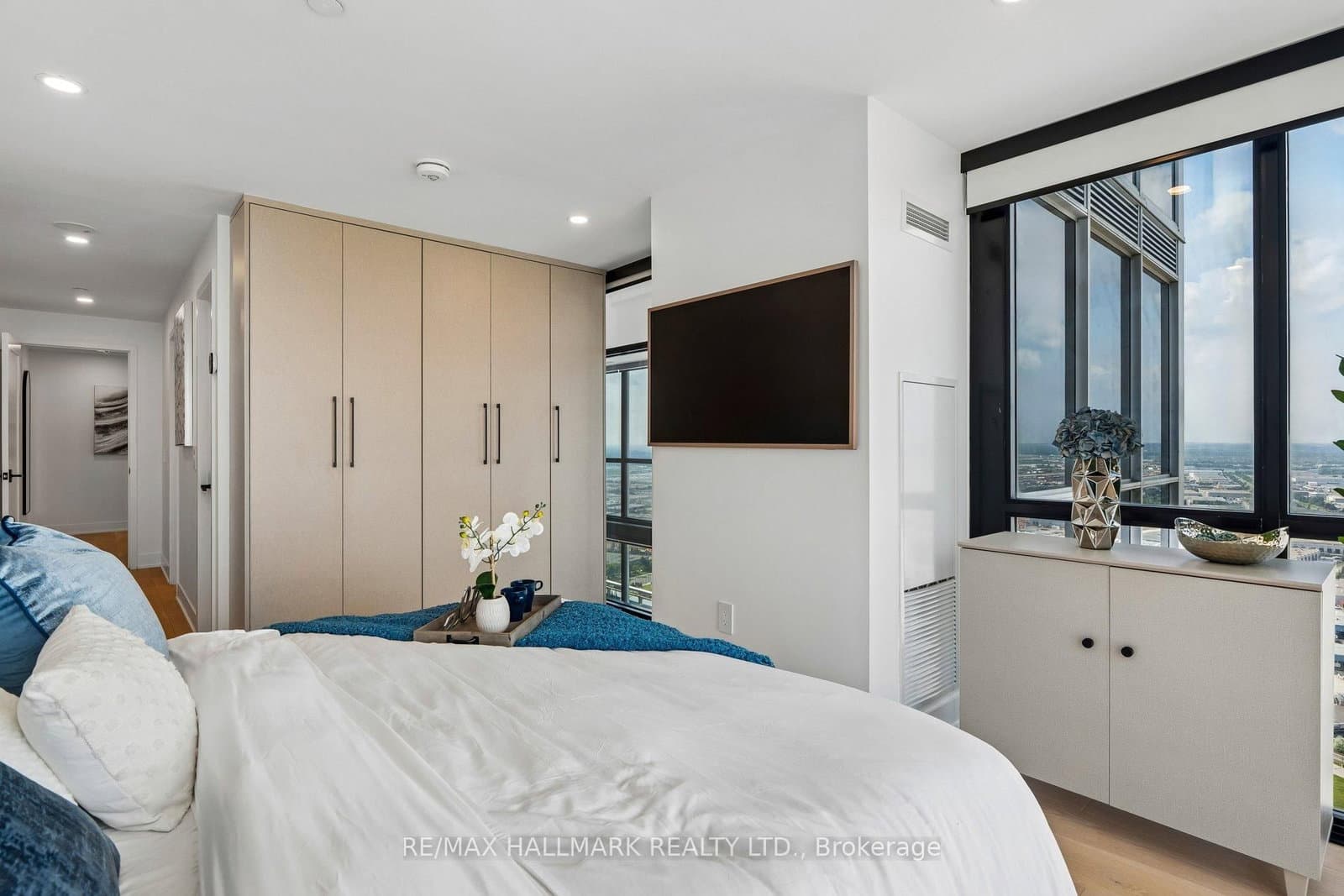 2908 Highway 7, Unit PH3806 thumbnail 40