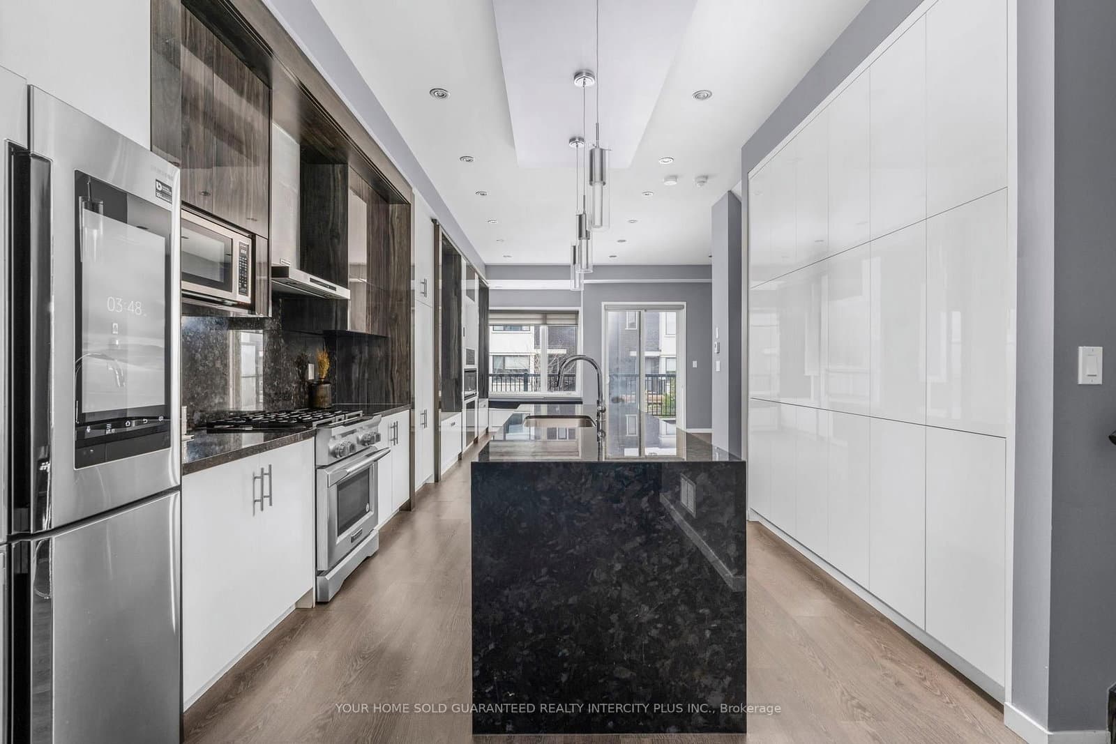 3910 Major Mackenzie Drive thumbnail 20