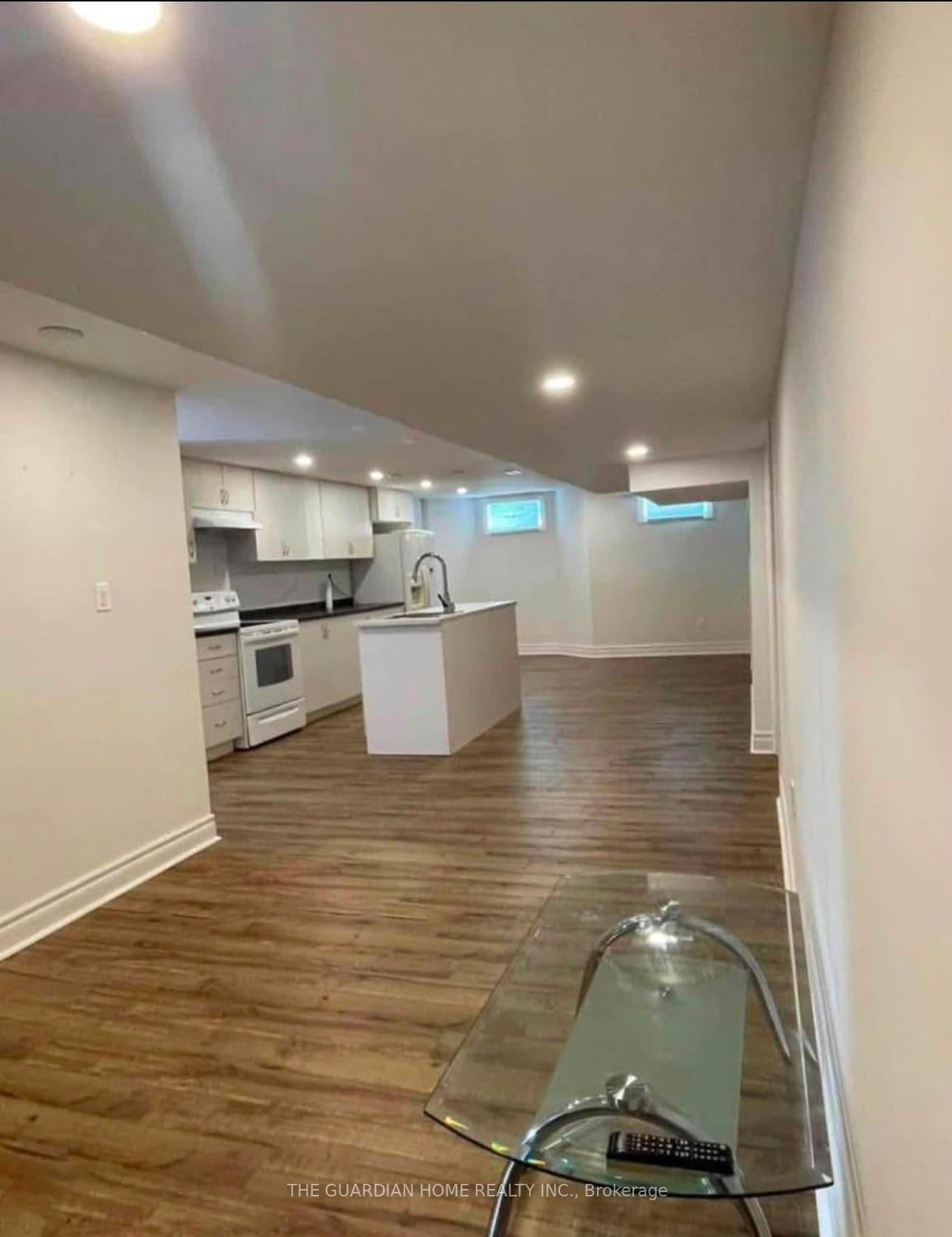 37 Murdock Avenue, Unit Bsmt thumbnail 2