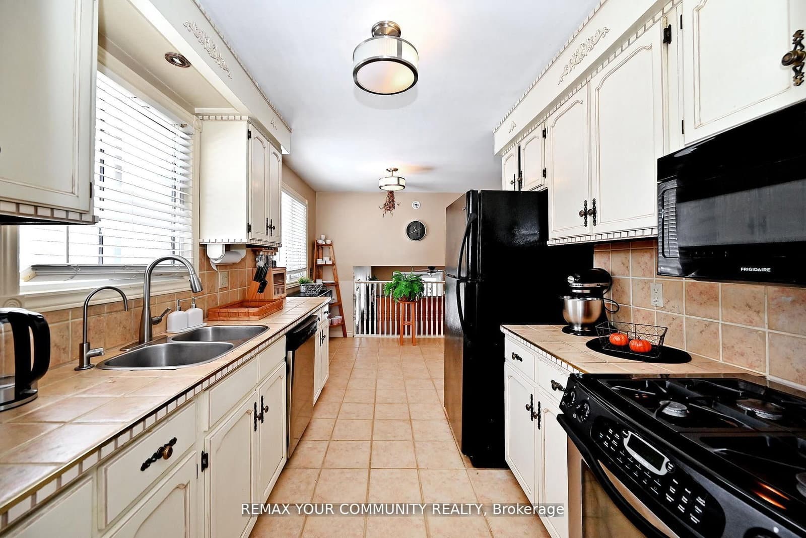 56 James Street thumbnail 15