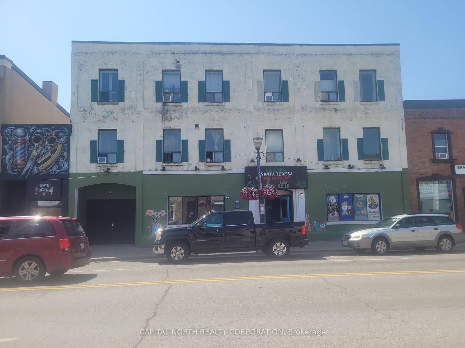 22 Holland Street W - Image 1
