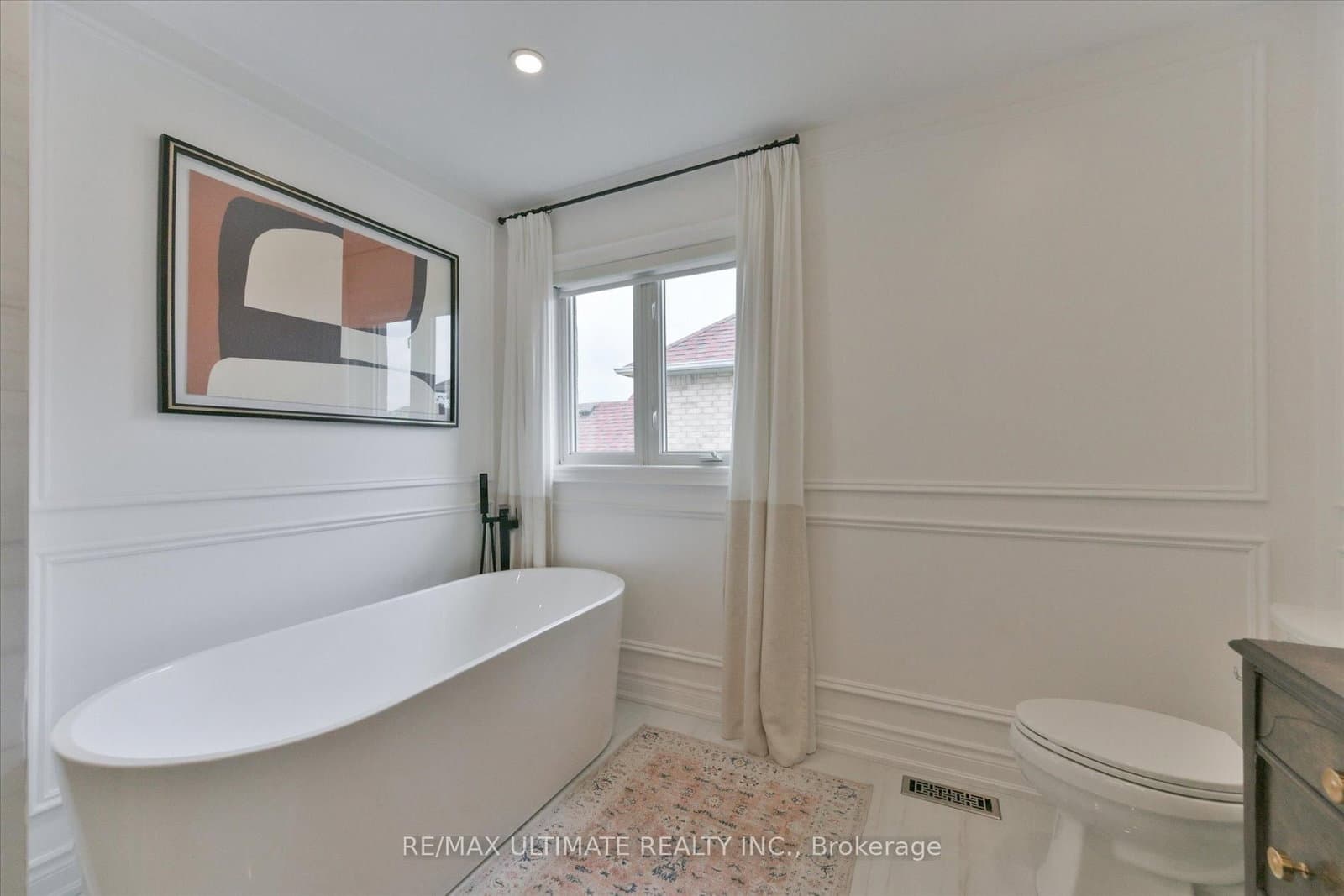 123 Village Green Drive thumbnail 31