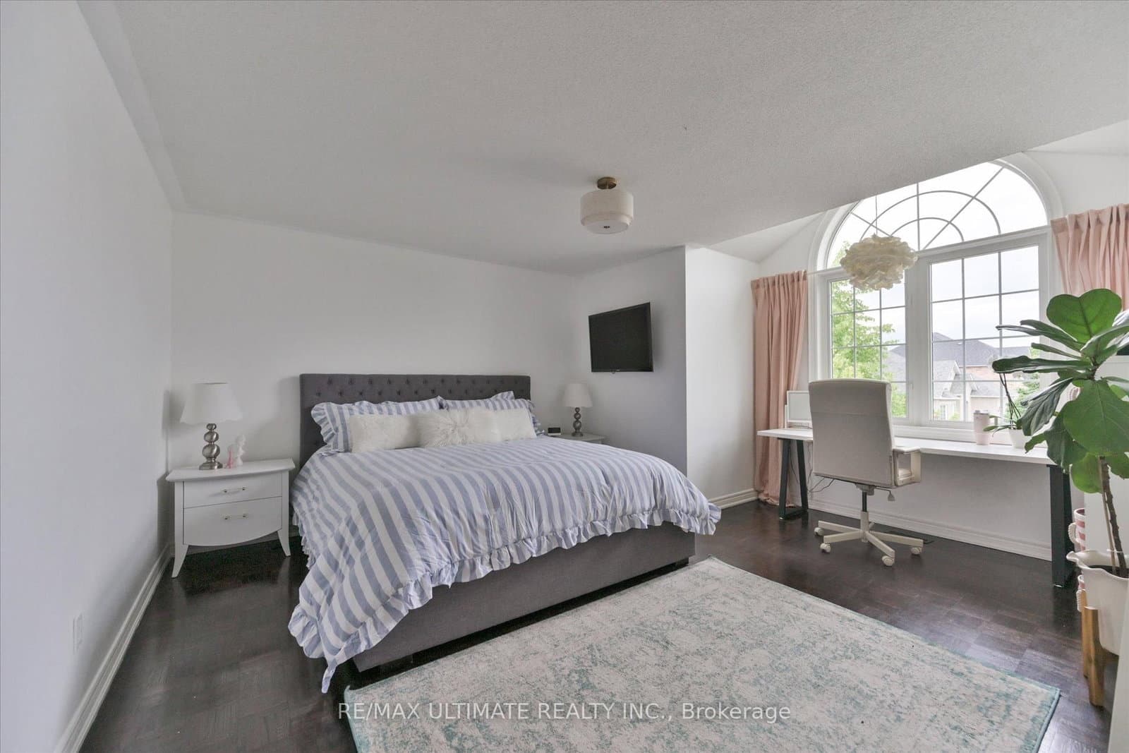 123 Village Green Drive thumbnail 37