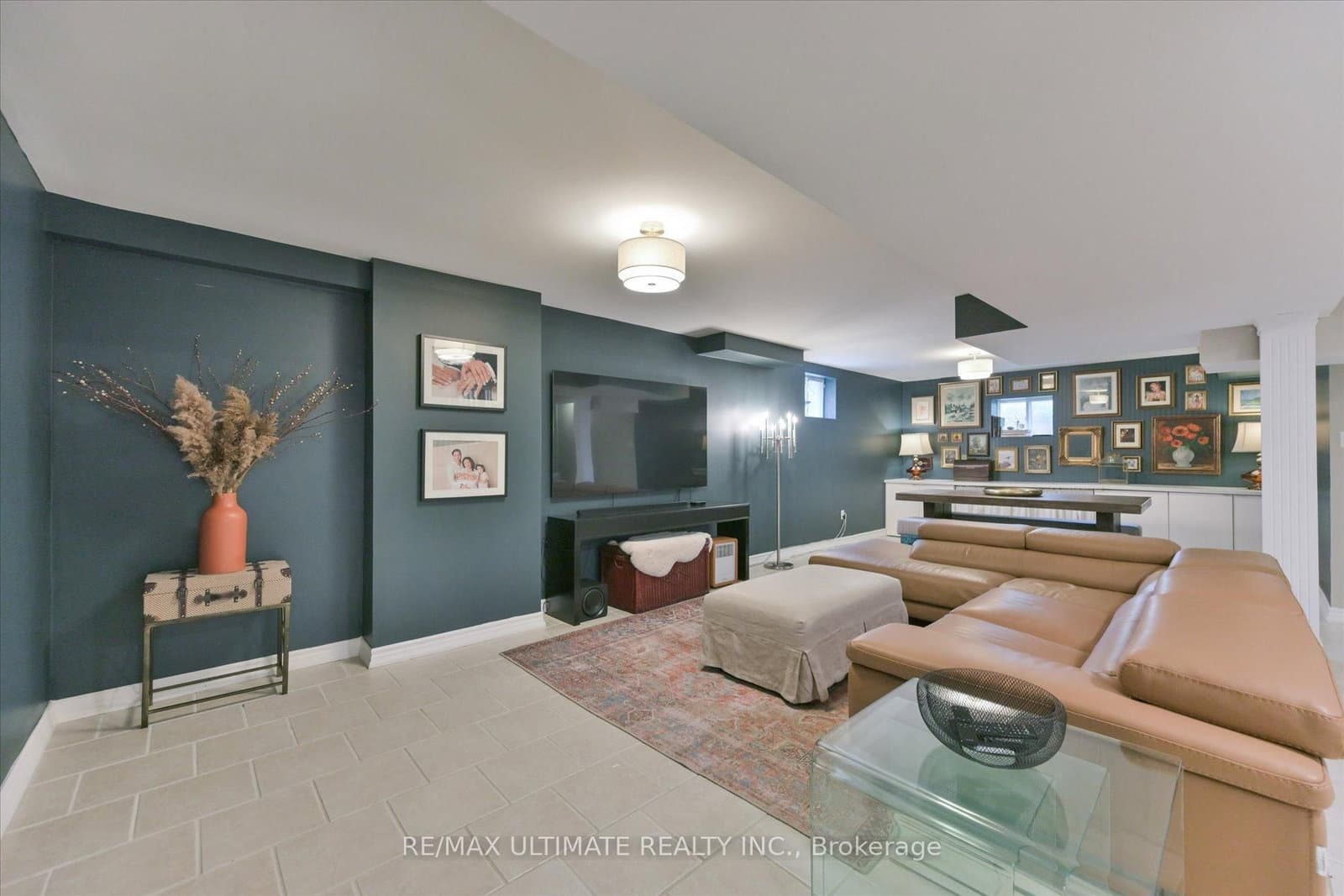 123 Village Green Drive thumbnail 41