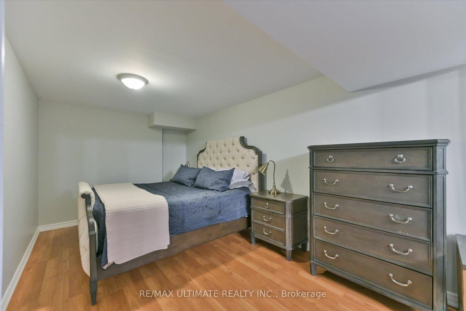 123 Village Green Drive thumbnail 44