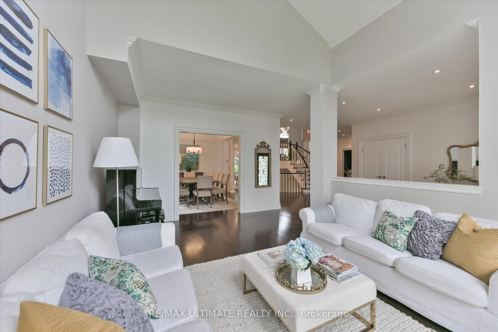 123 Village Green Drive thumbnail 6
