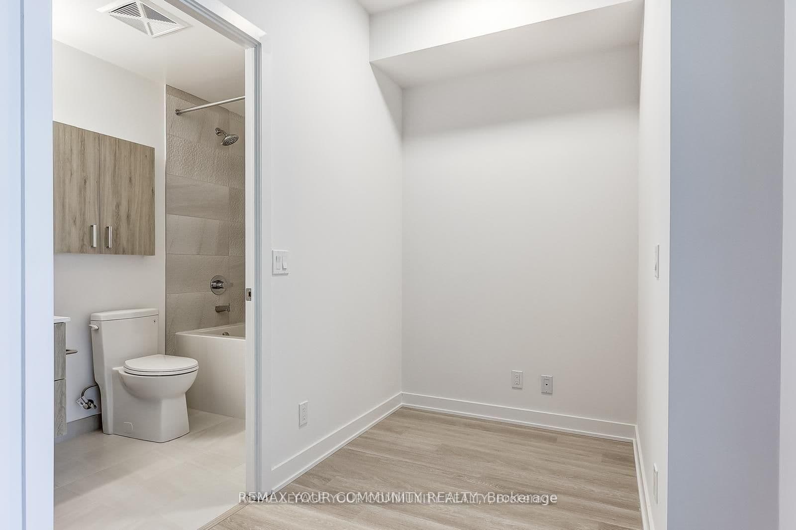 30 Upper Mall Way, Unit 3006 thumbnail 12