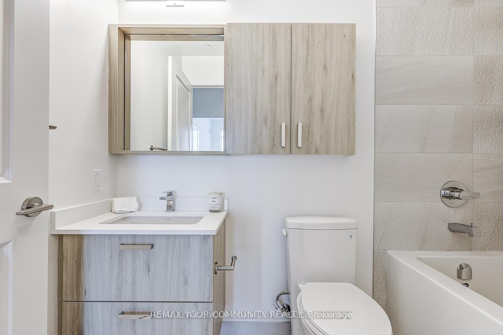 30 Upper Mall Way, Unit 3006 thumbnail 14
