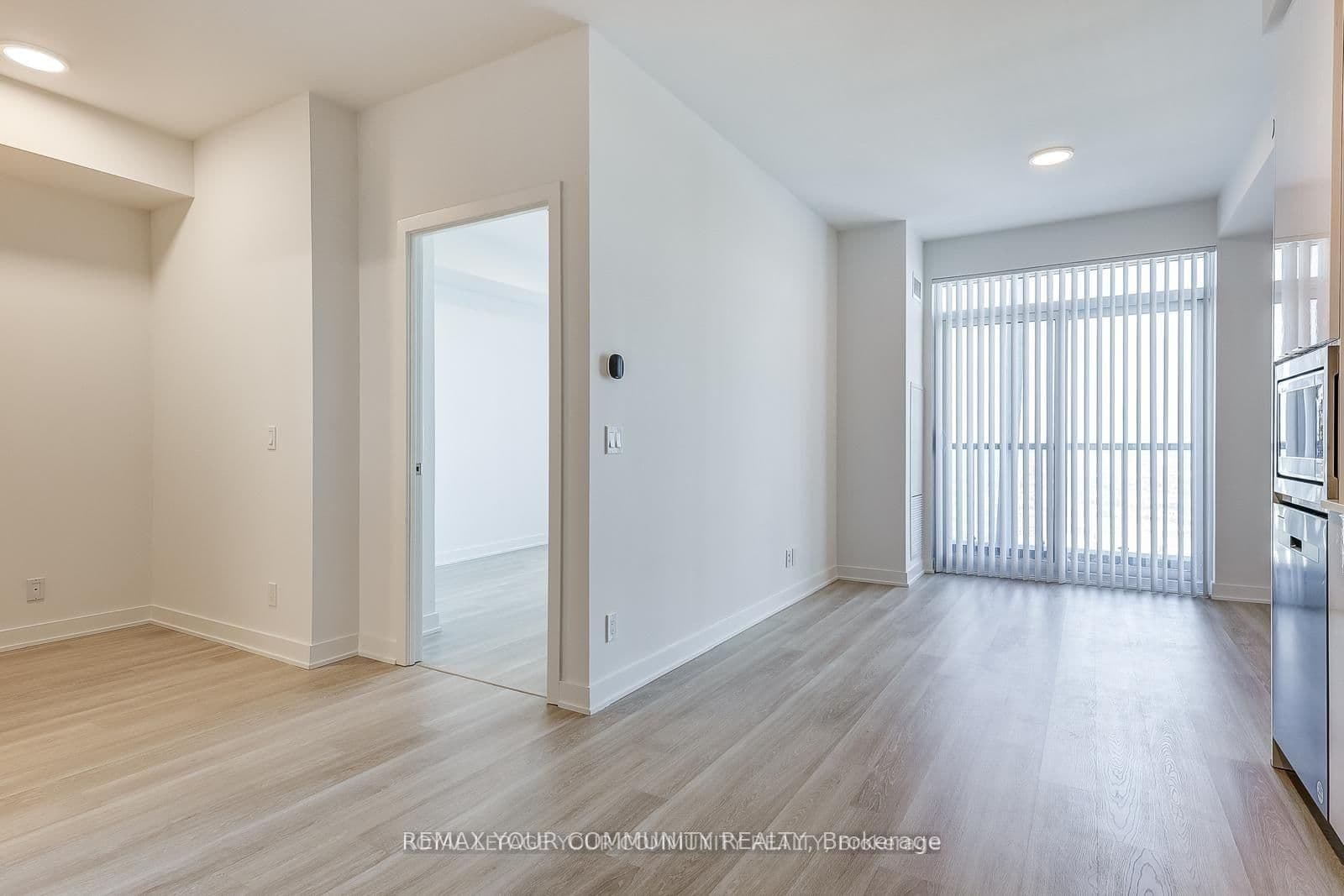 30 Upper Mall Way, Unit 3006 thumbnail 6