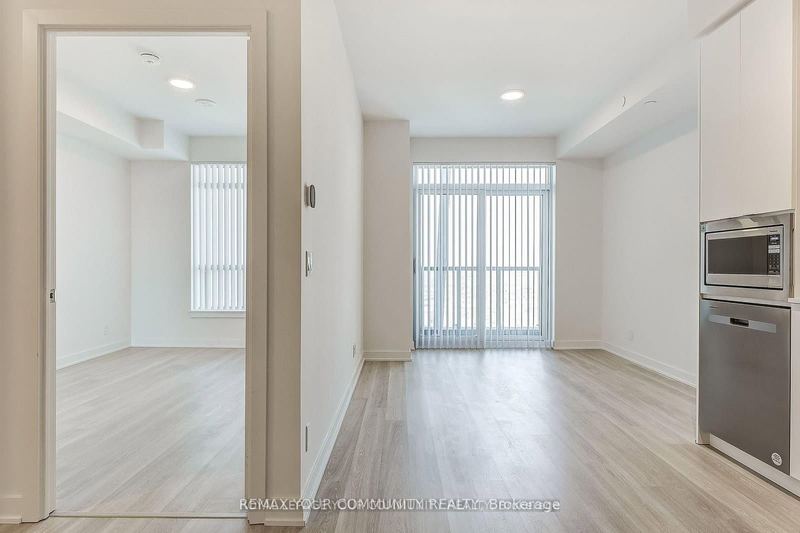 30 Upper Mall Way, Unit 3006 thumbnail 8