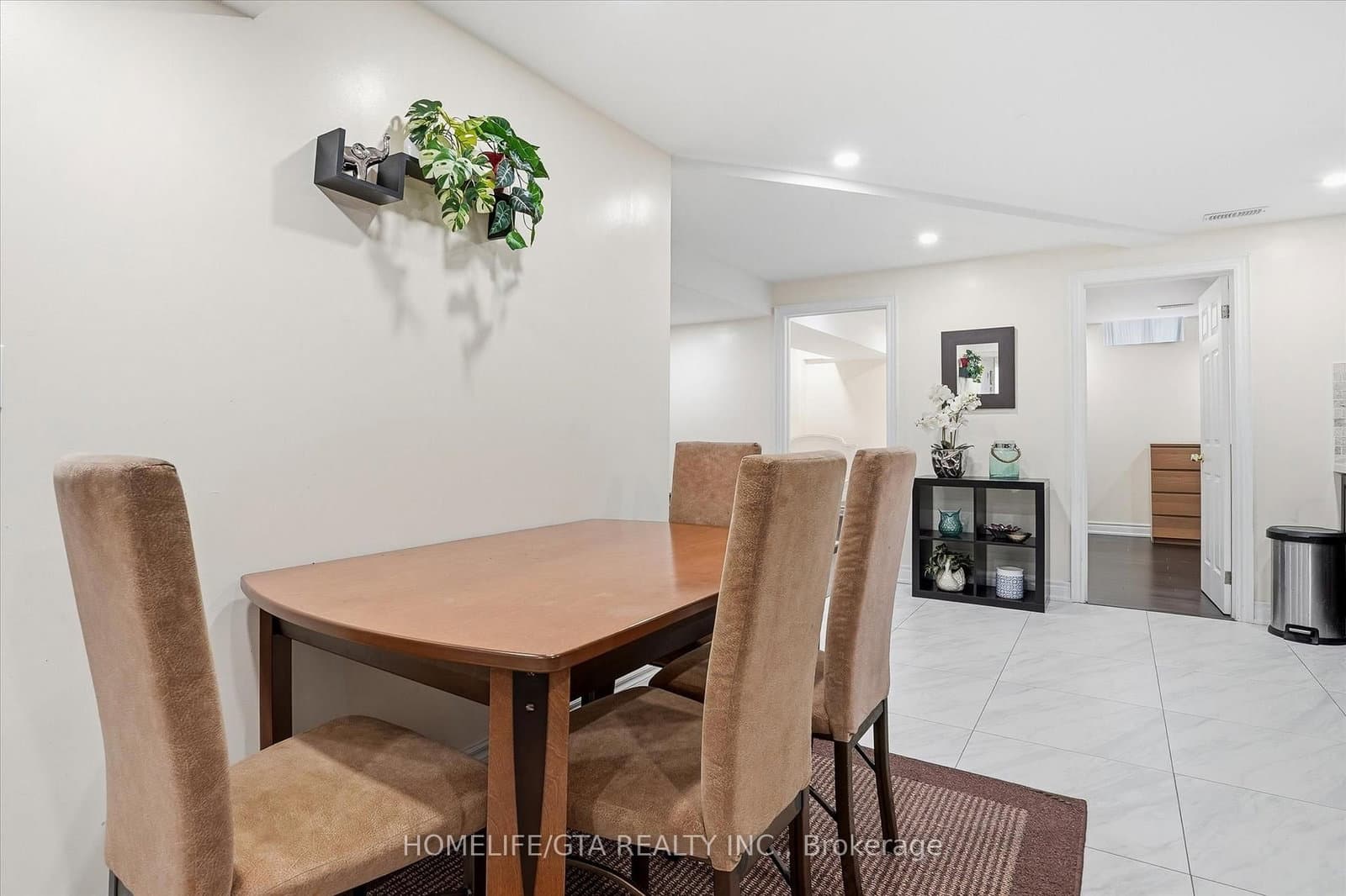 4 Mohandas Drive, Unit Basement thumbnail 15