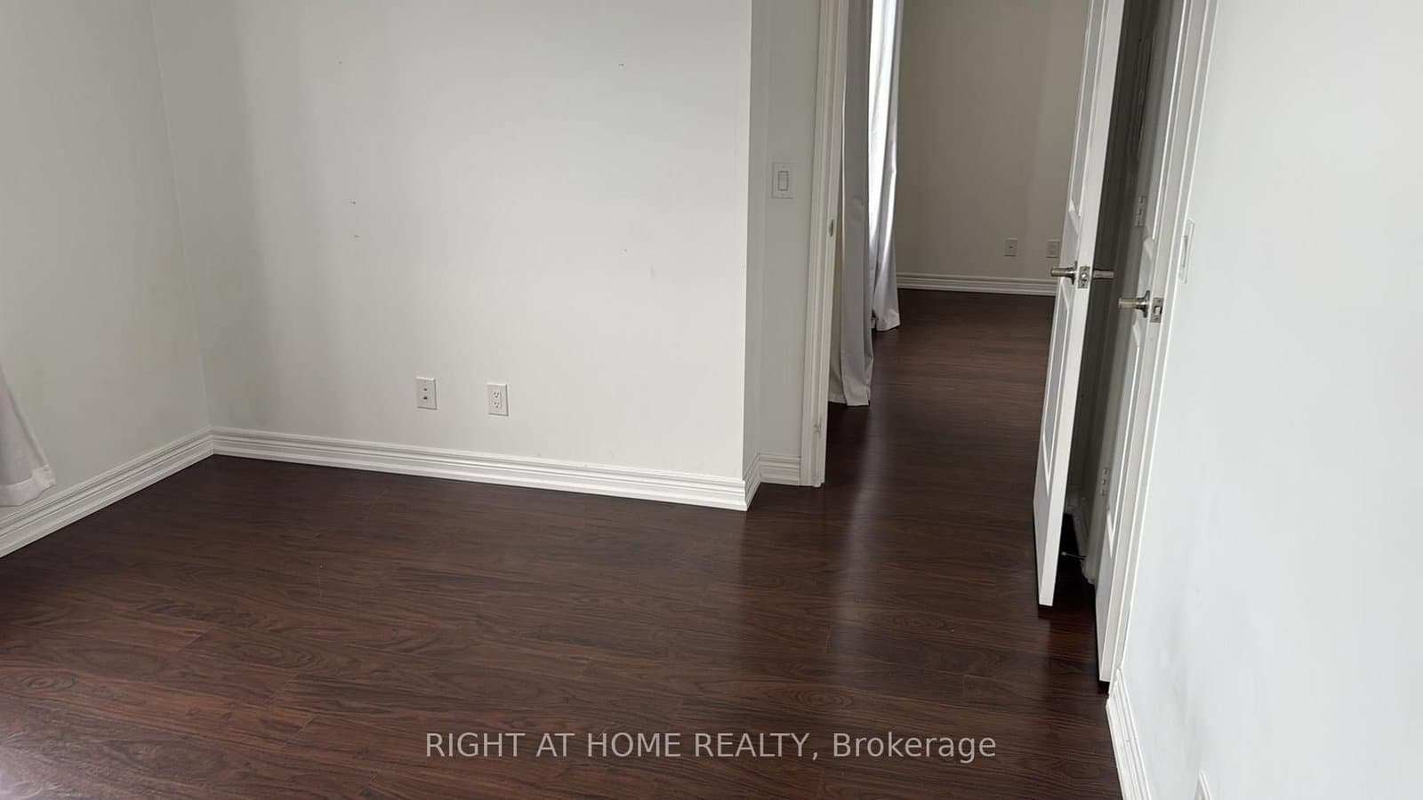 9245 Jane Street, Unit 701 thumbnail 9