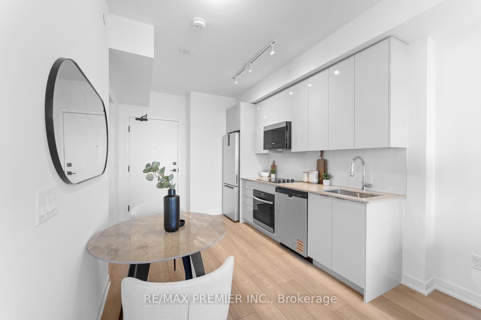 474 Caldari Road, Unit 2206 thumbnail 7