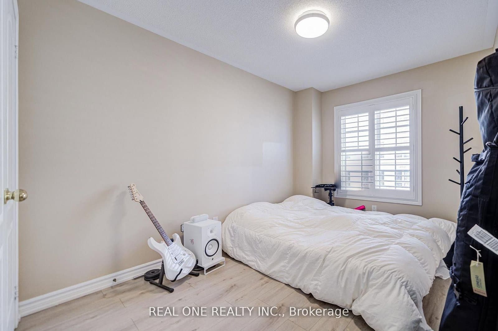 9 Ruskov Lane, Unit Upper thumbnail 23
