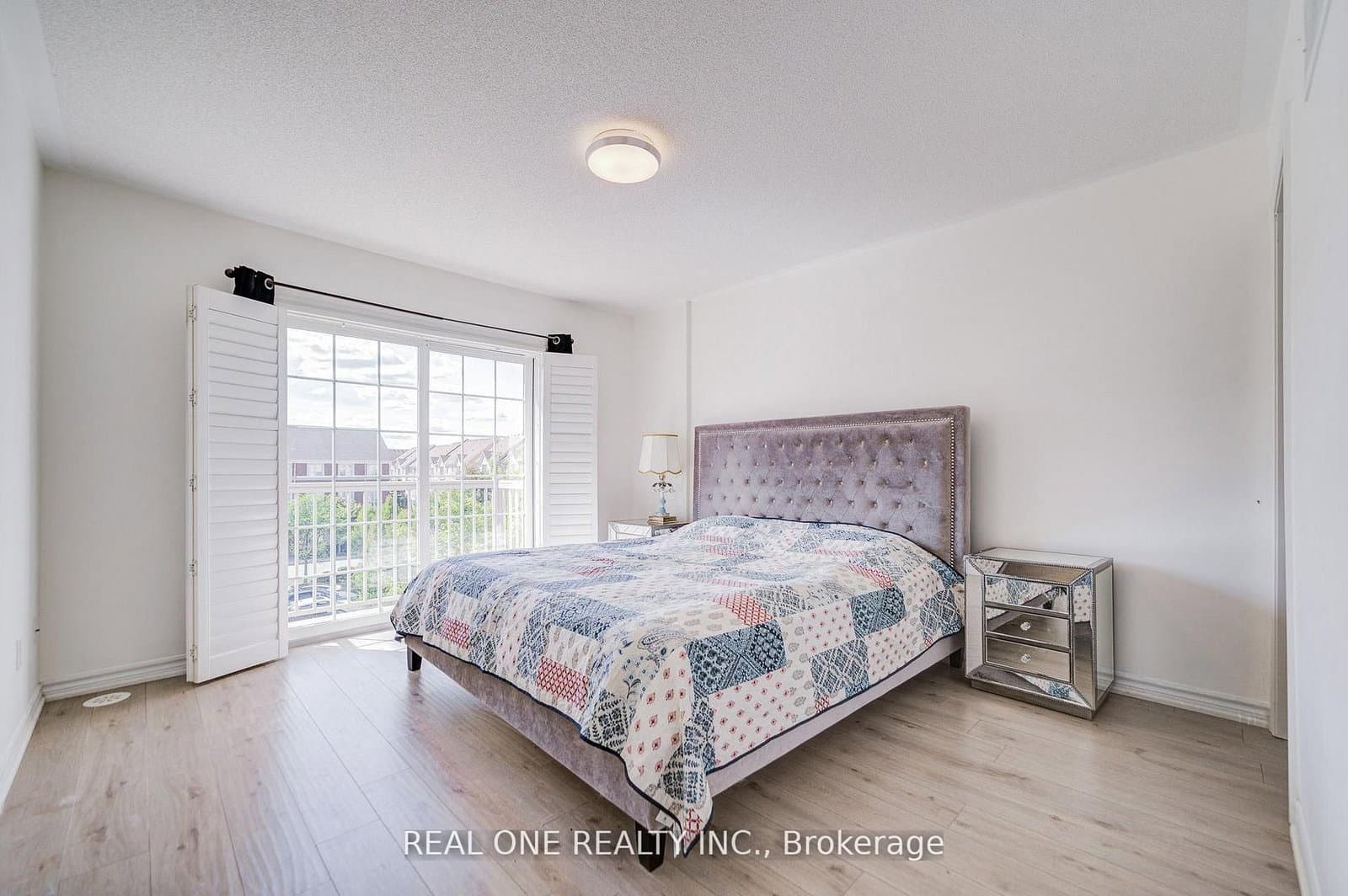 9 Ruskov Lane, Unit Upper thumbnail 24