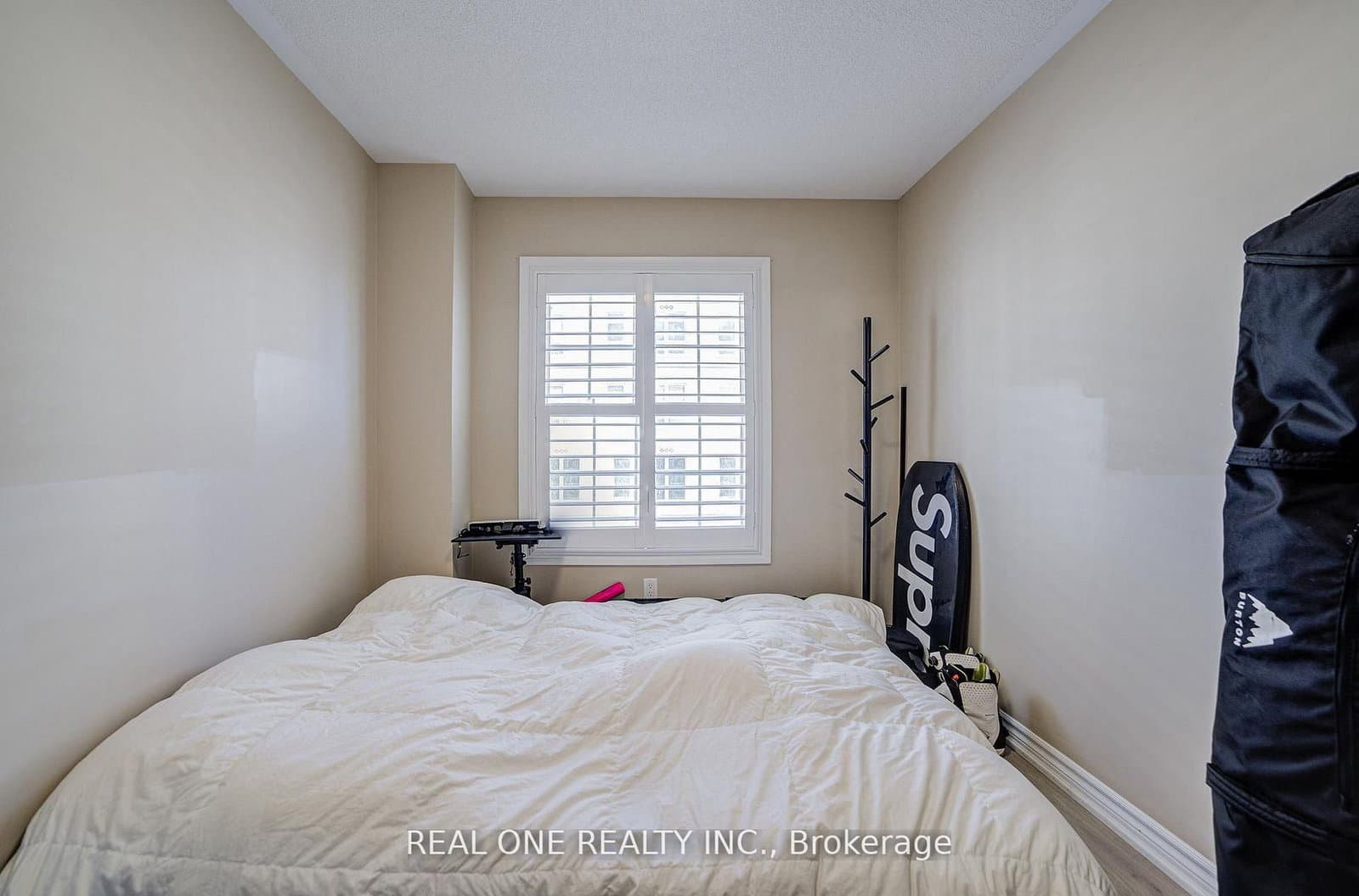 9 Ruskov Lane, Unit Upper thumbnail 27