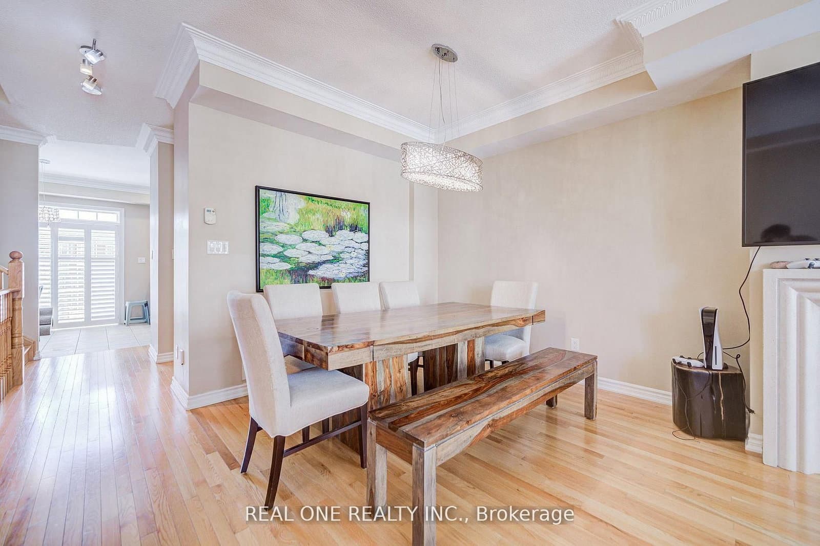 9 Ruskov Lane, Unit Upper thumbnail 7