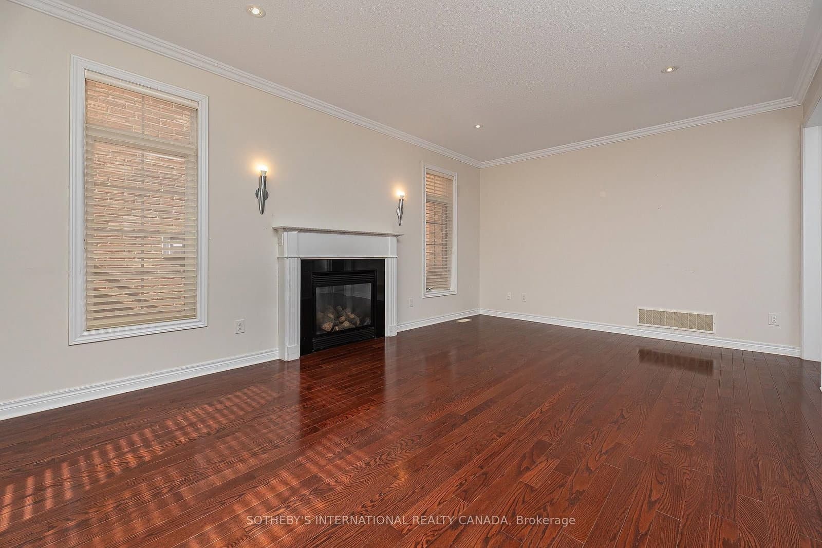 1 Herbert Wales Crescent thumbnail 13
