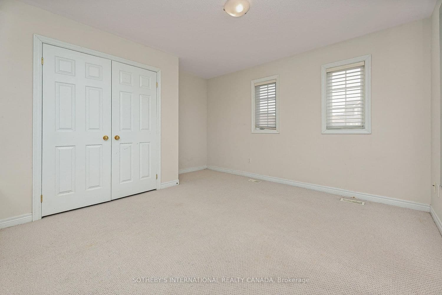 1 Herbert Wales Crescent thumbnail 33