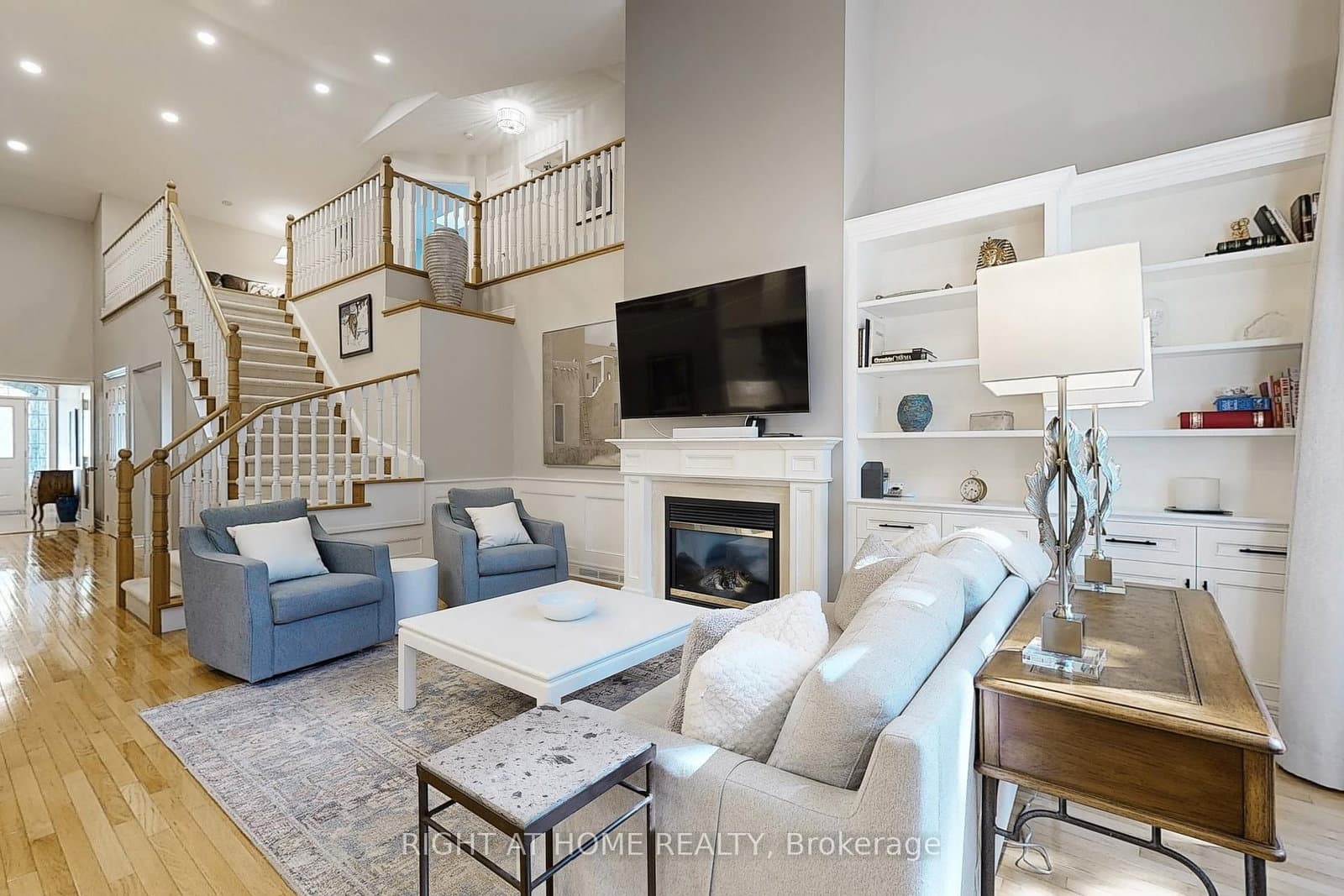 9 Arlington Way thumbnail 6