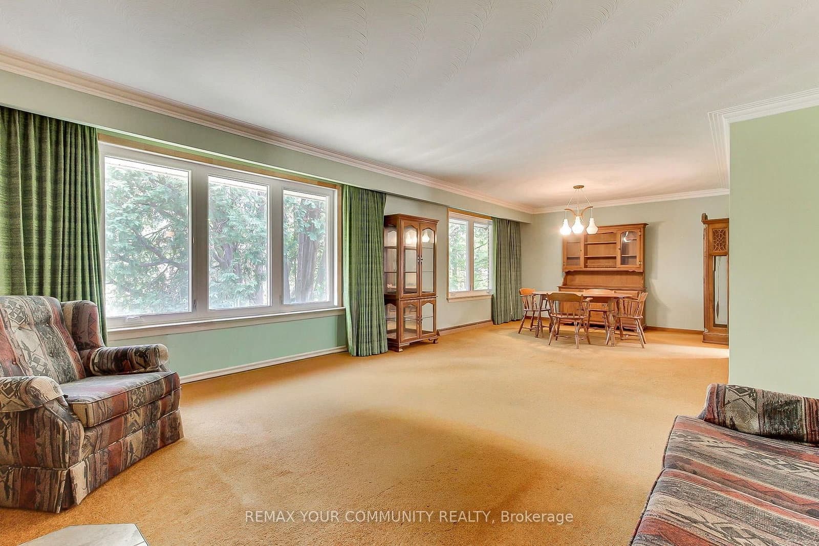 9947 Woodbine Avenue thumbnail 12