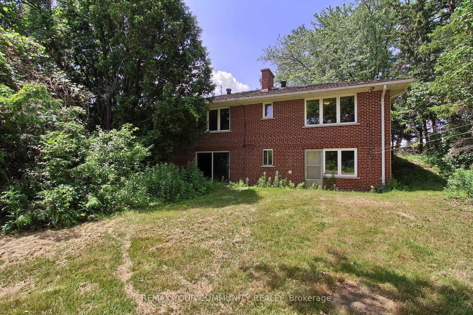 9947 Woodbine Avenue thumbnail 30