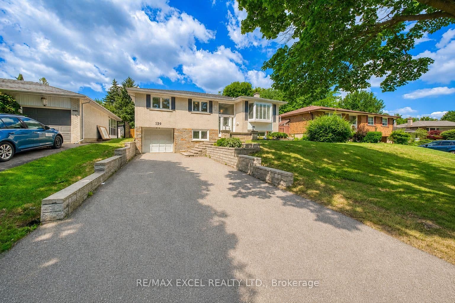120 Drakefield Road - Image 1