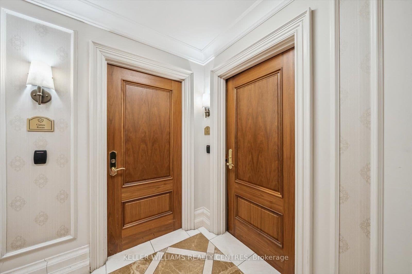 9245 Jane Street, Unit 902 thumbnail 6