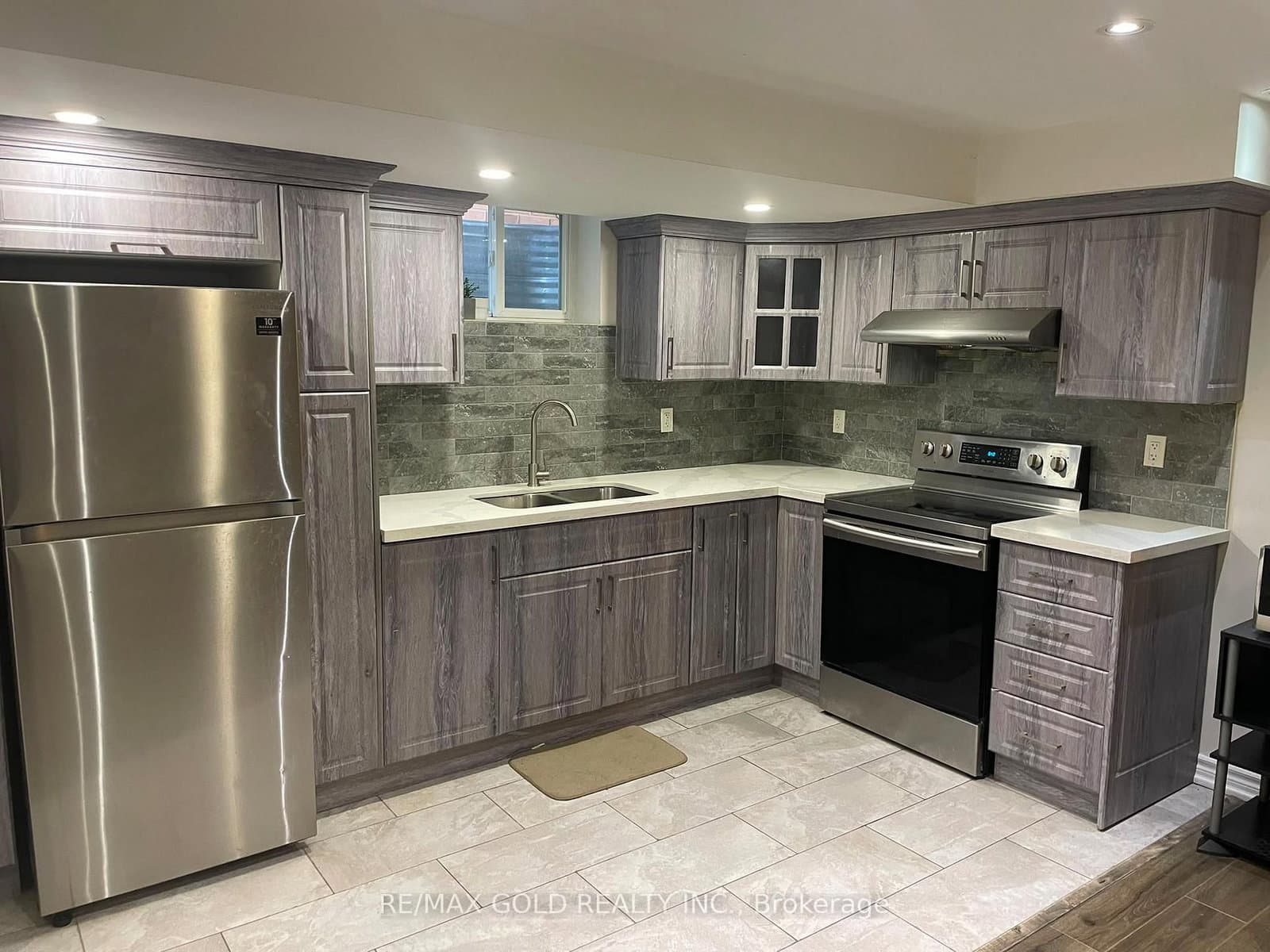 20 Kincaid Lane, Unit BSMT thumbnail 11