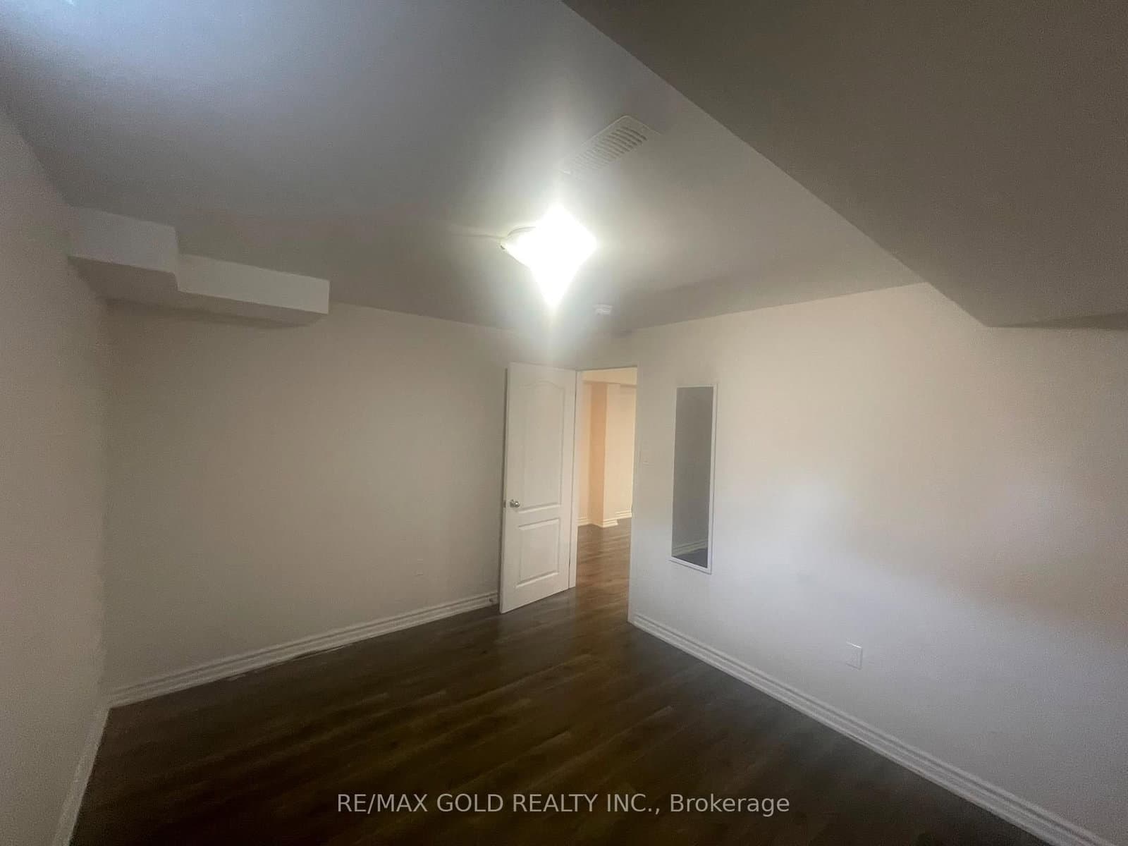 20 Kincaid Lane, Unit BSMT thumbnail 12