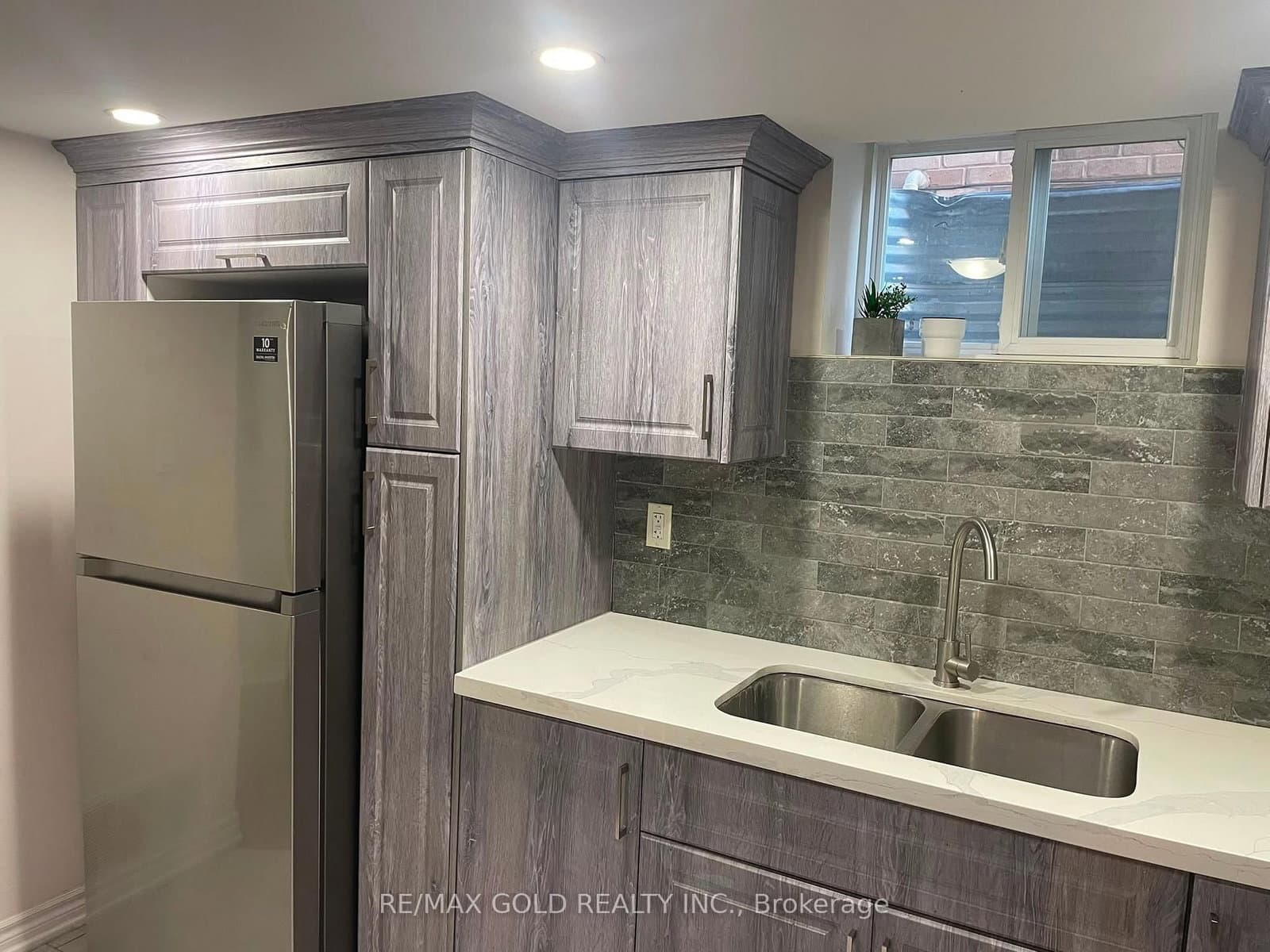 20 Kincaid Lane, Unit BSMT thumbnail 14
