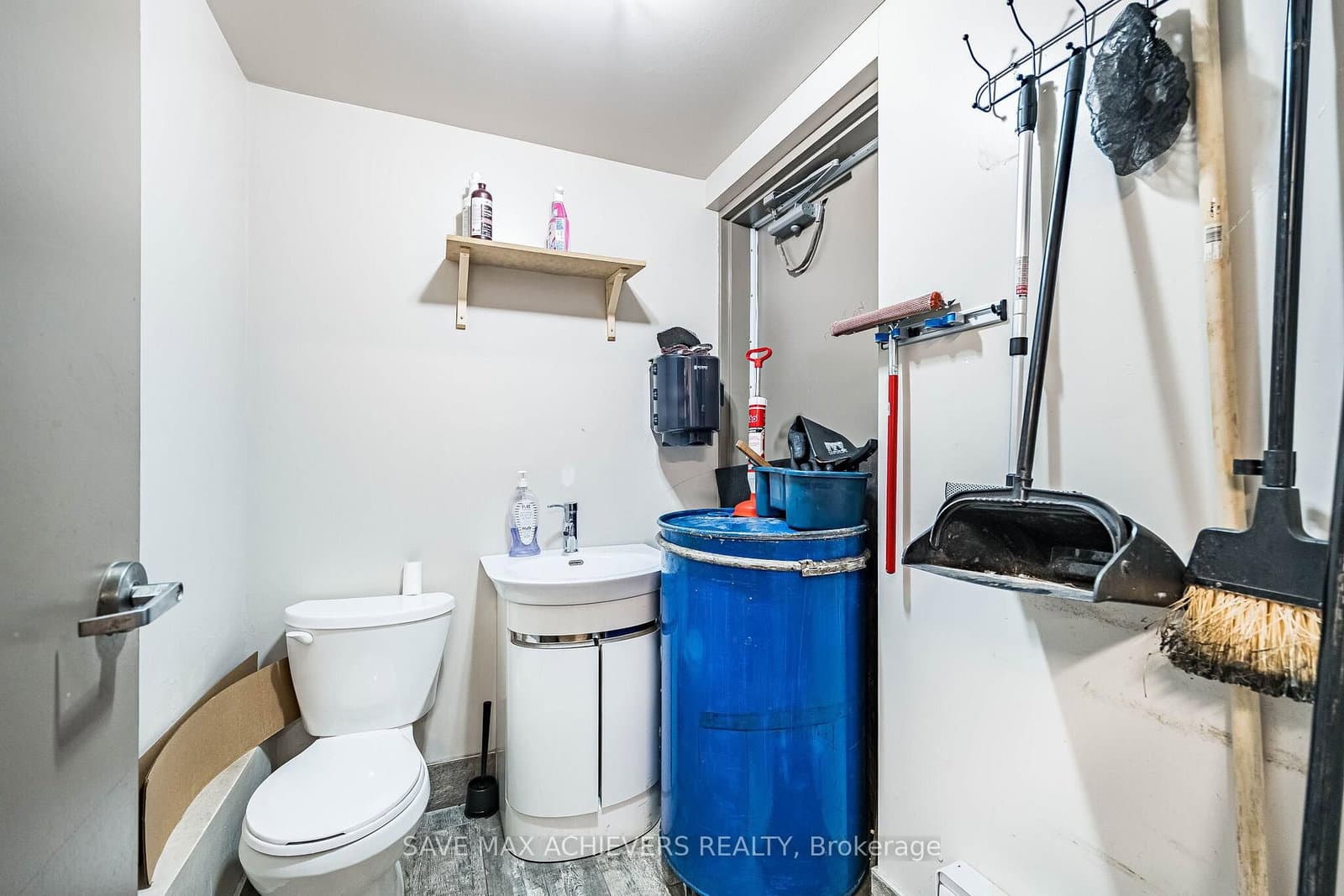 9600 Islington Avenue, Unit B11 thumbnail 35