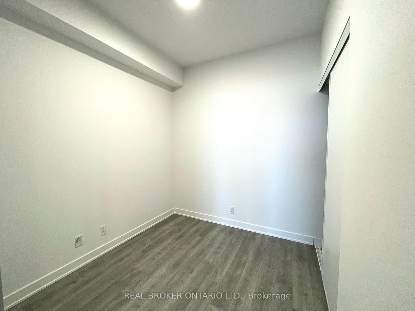 50 Upper Mall Way, Unit 2009 thumbnail 12