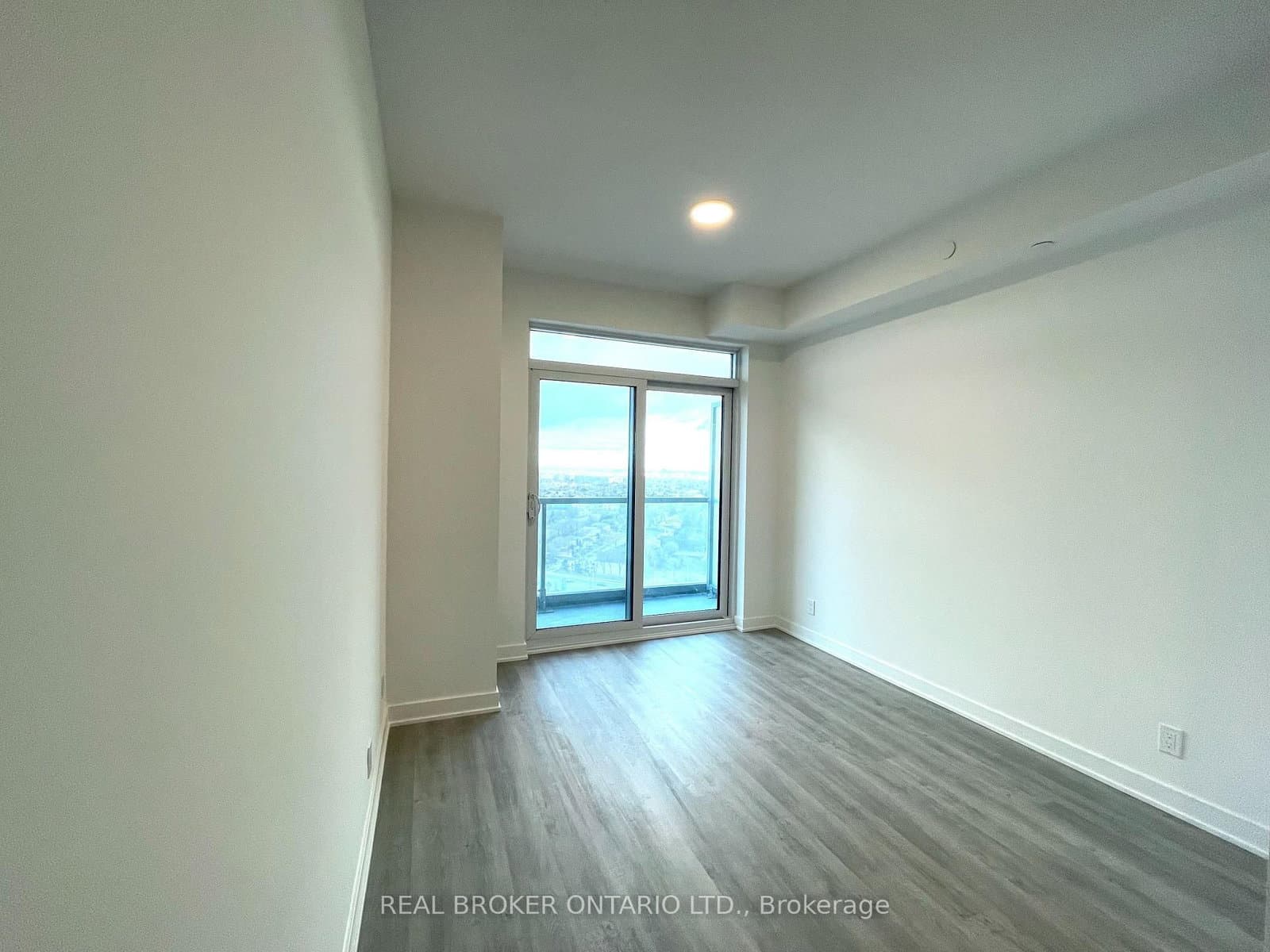 50 Upper Mall Way, Unit 2009 thumbnail 13