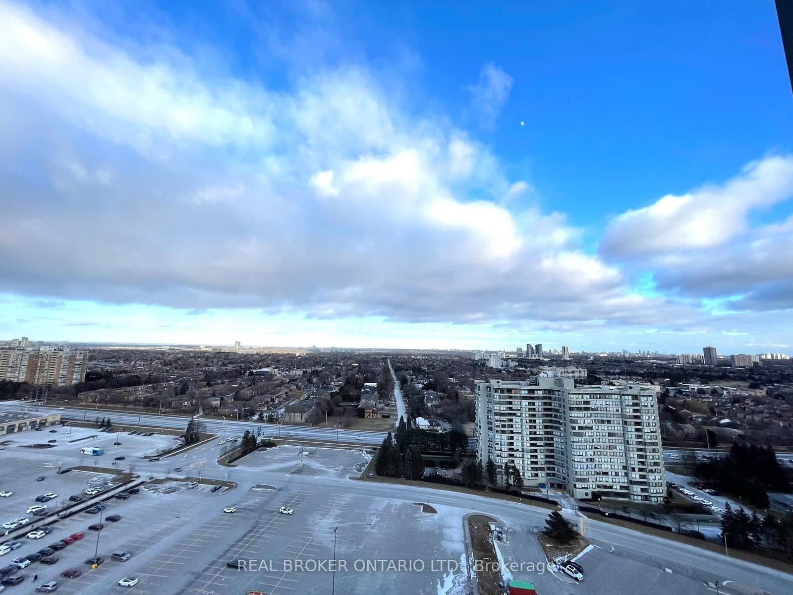 50 Upper Mall Way, Unit 2009 thumbnail 14