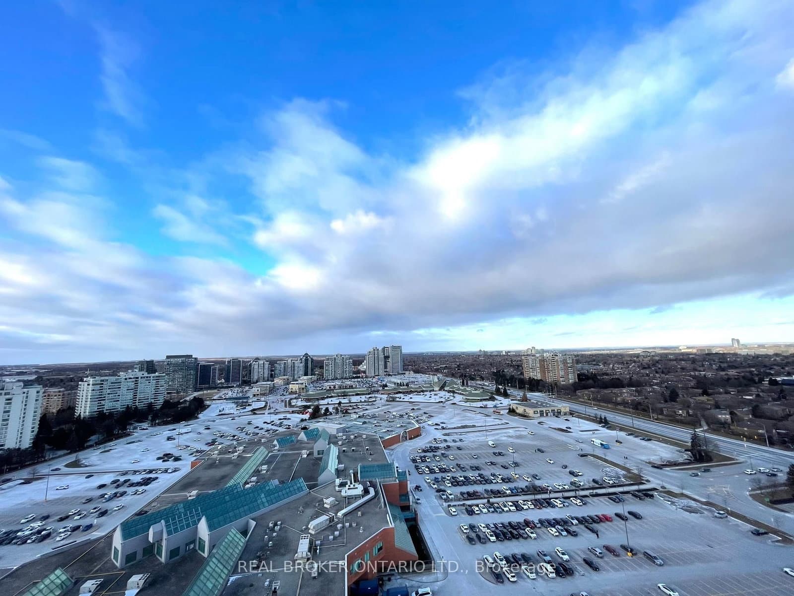 50 Upper Mall Way, Unit 2009 thumbnail 16