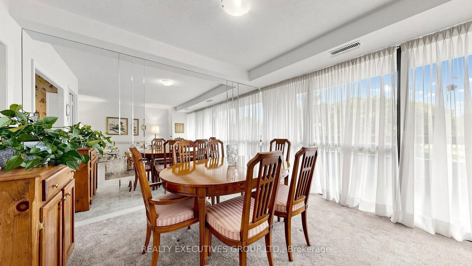 8111 Yonge Street, Unit 206 thumbnail 7