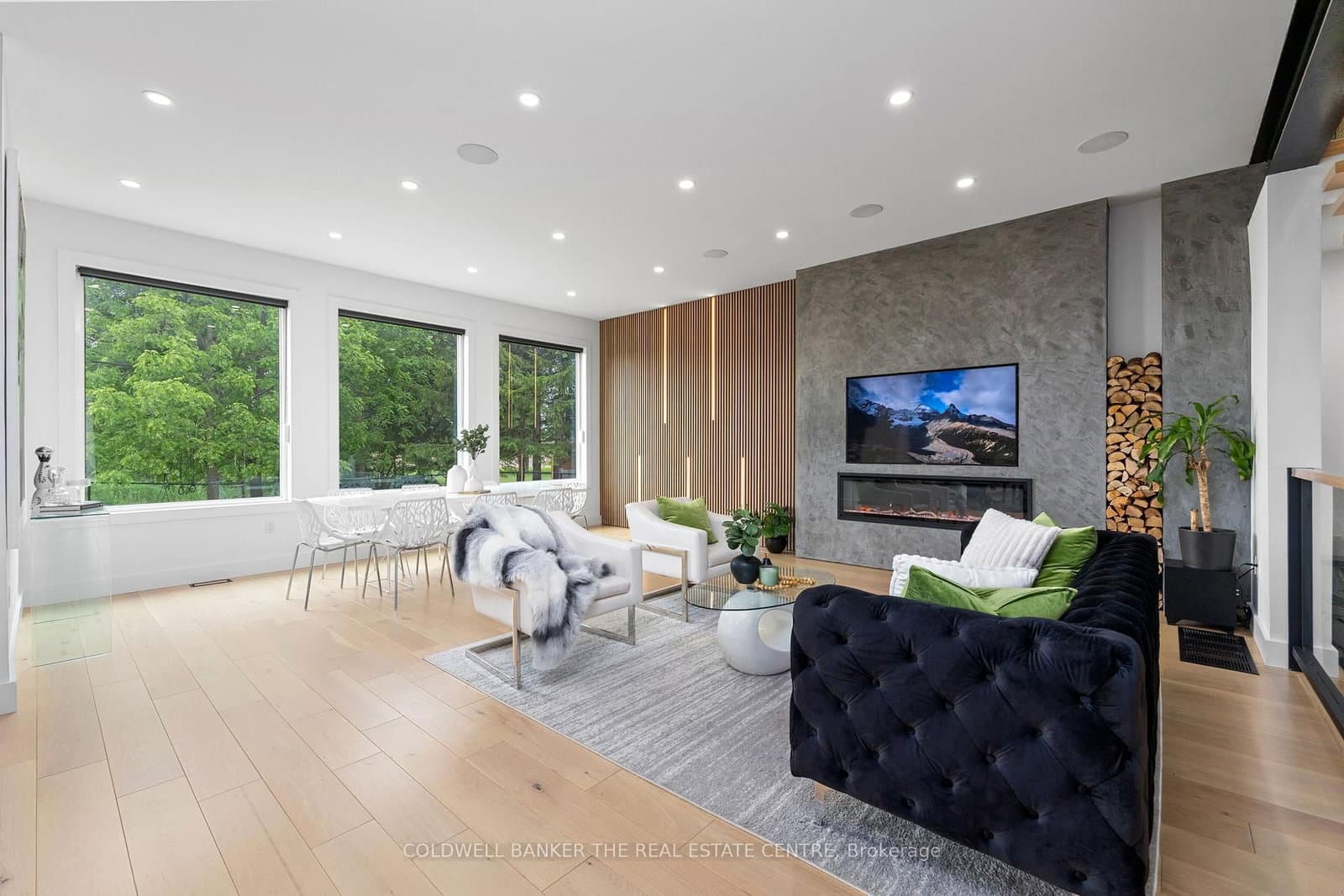 11657 Warden Avenue thumbnail 5