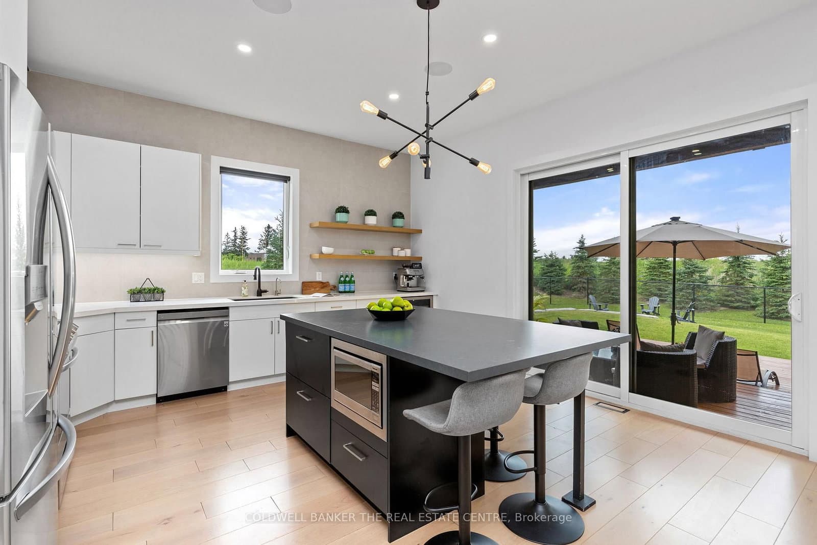 11657 Warden Avenue thumbnail 9