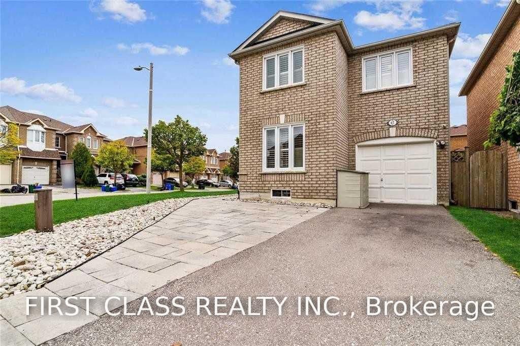 67 Denton Circle thumbnail 2