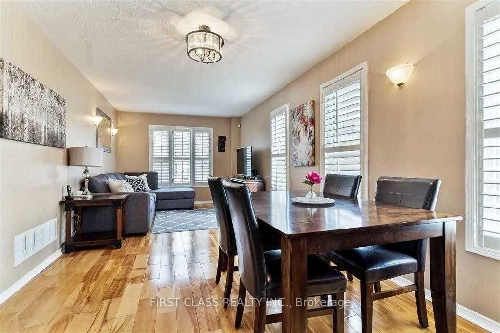 67 Denton Circle thumbnail 20