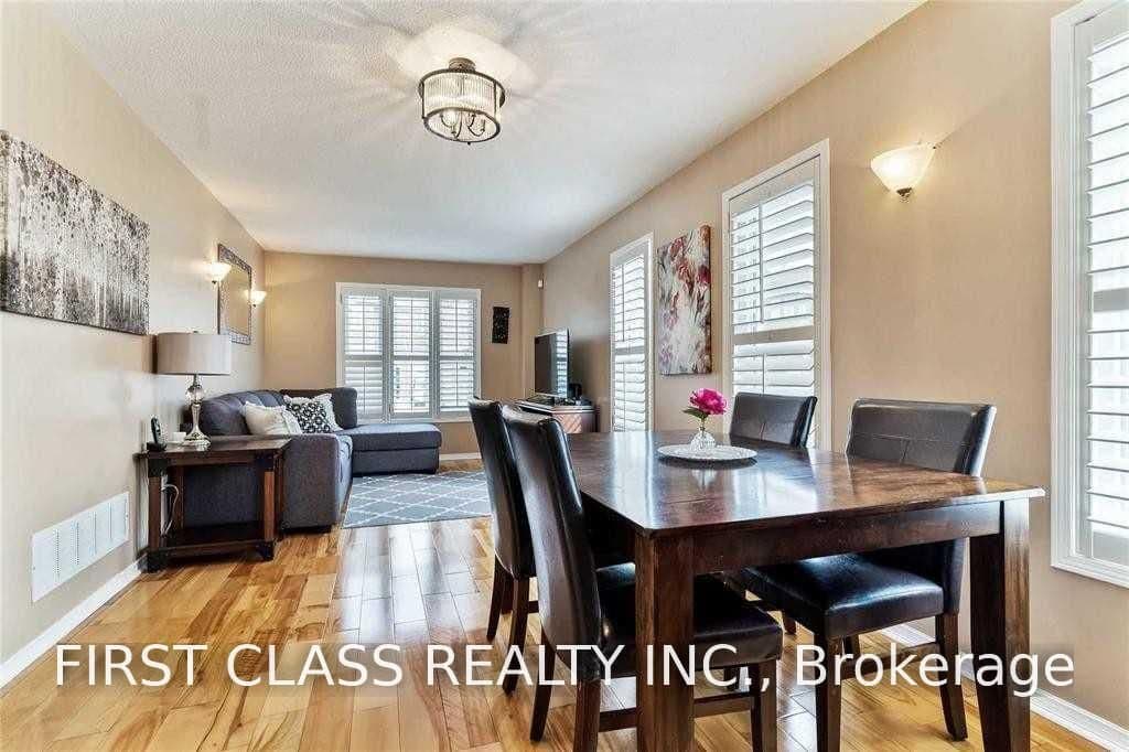 67 Denton Circle thumbnail 4