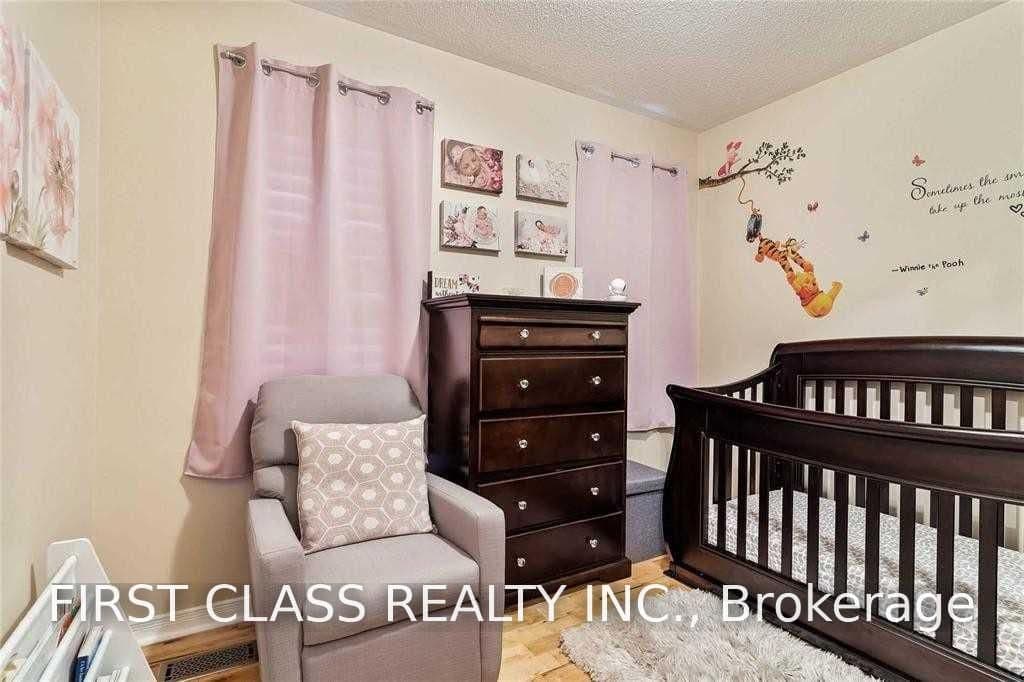 67 Denton Circle thumbnail 9