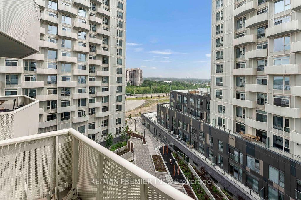 10 Abeja Street, Unit 816 thumbnail 17