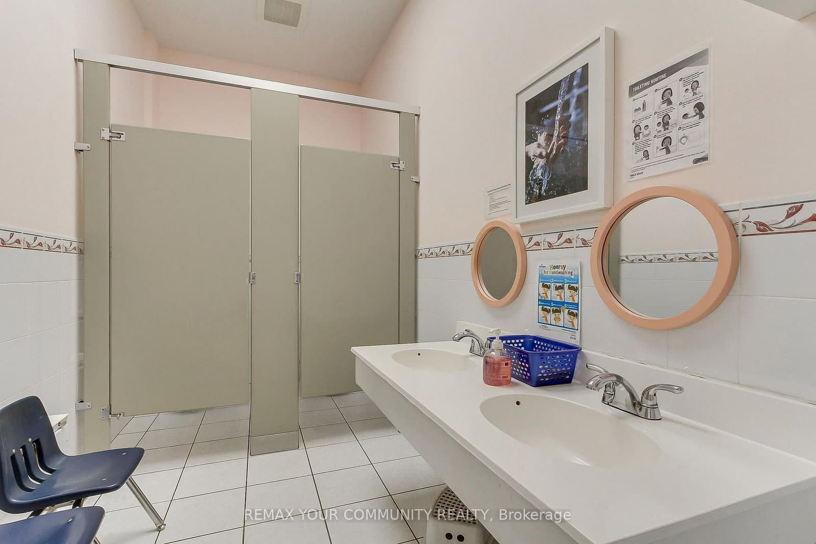 9921 Woodbine Avenue, Unit 206, 207, 208 thumbnail 13