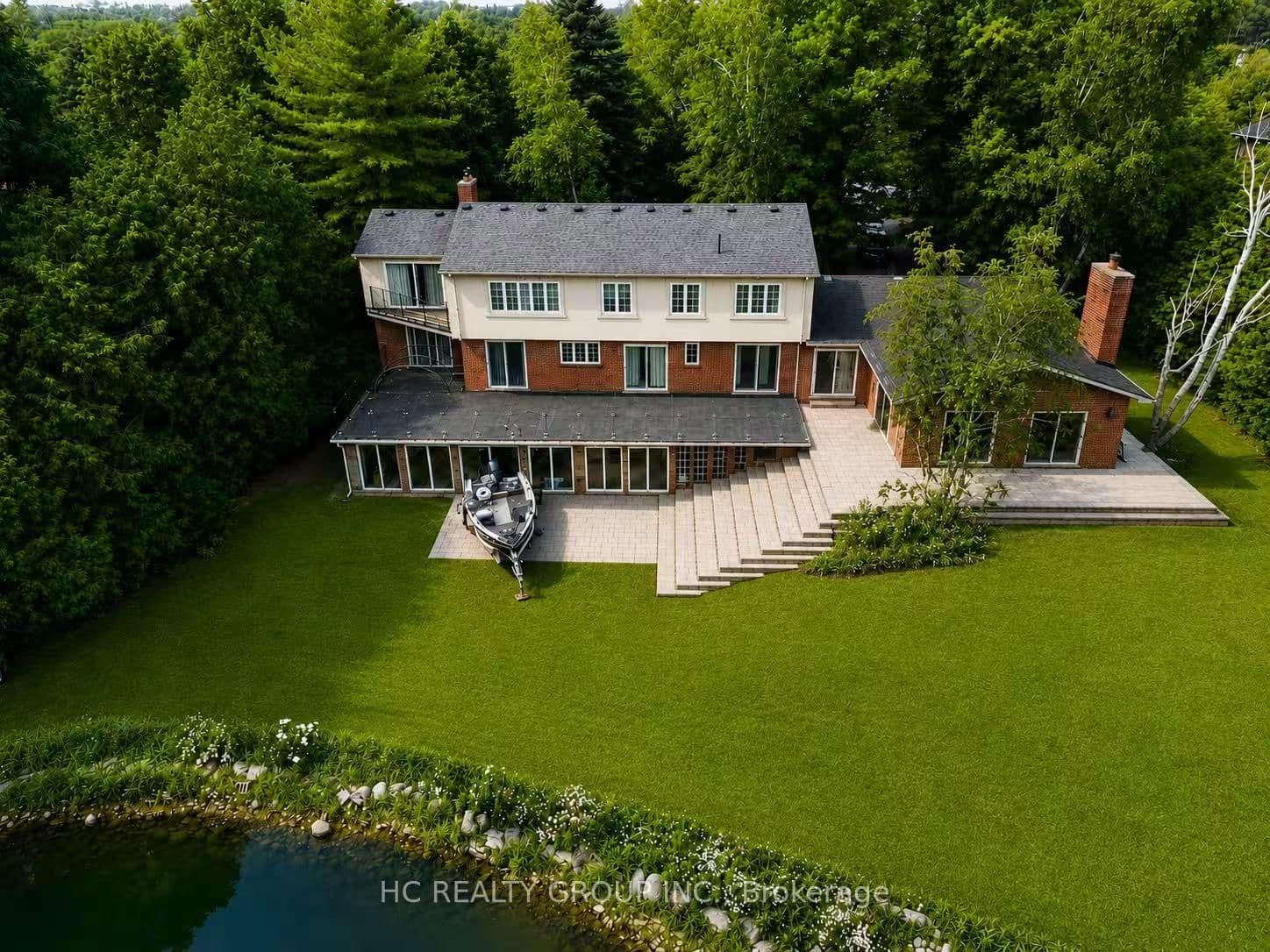 16 Bernadotte Drive thumbnail 5
