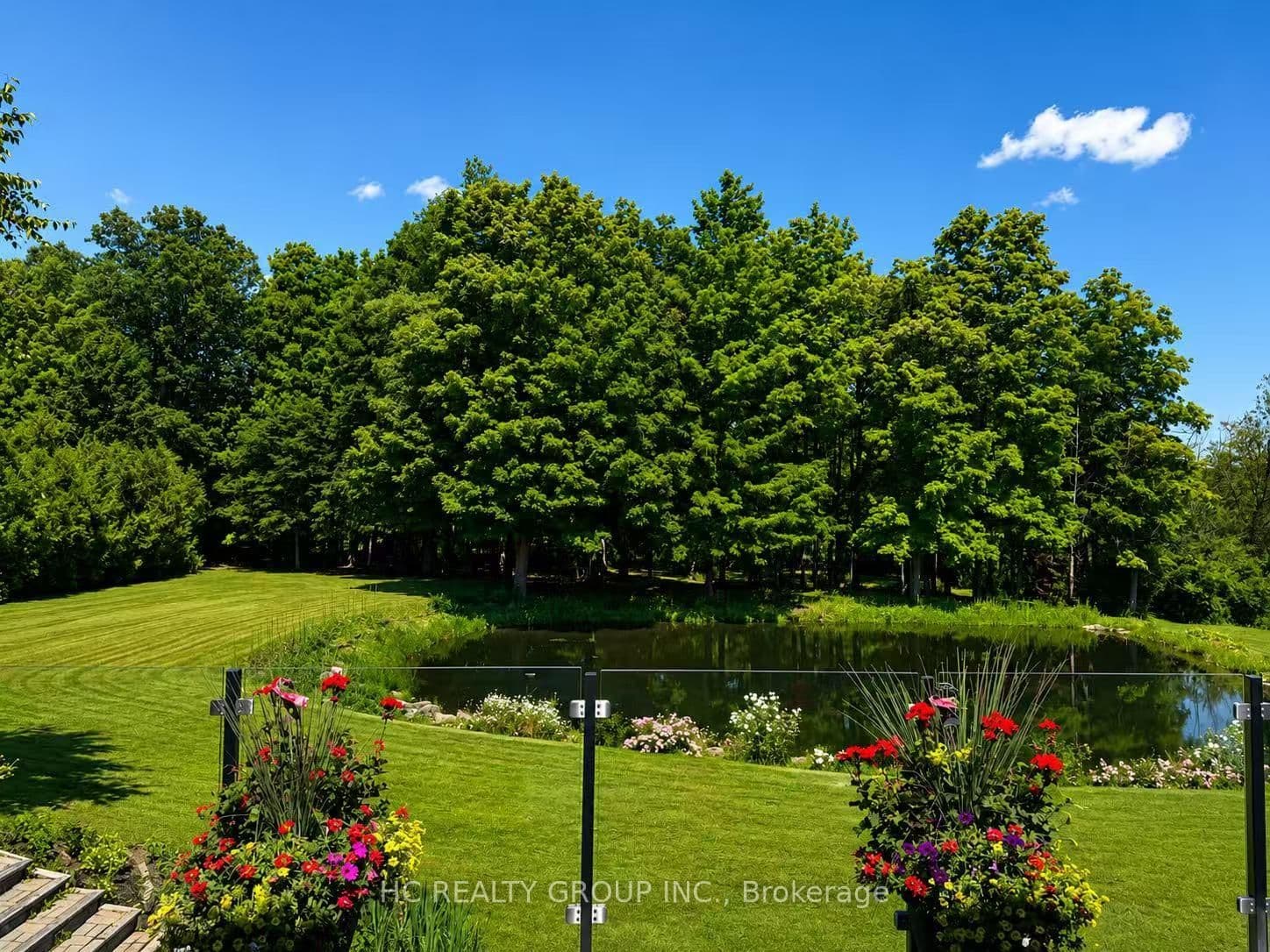 16 Bernadotte Drive thumbnail 6