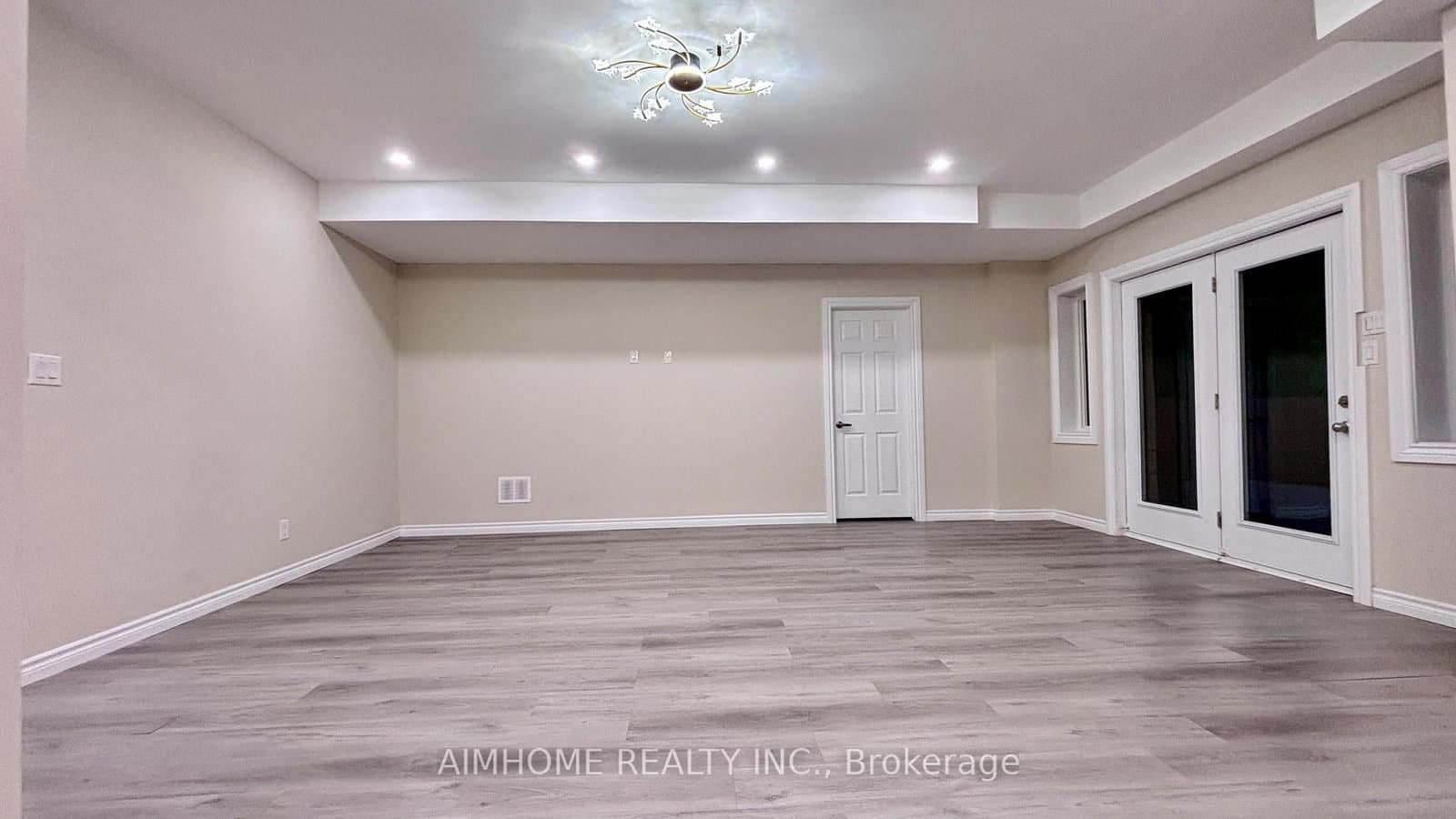 23 Ria Court, Unit Lower Level thumbnail 6