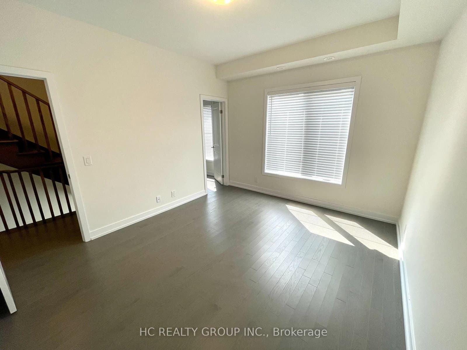 24 Guardhouse Crescent thumbnail 6